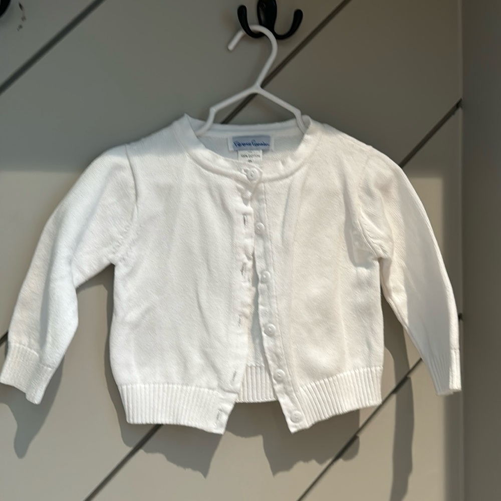 Girls - 3T White Cardigan EUC